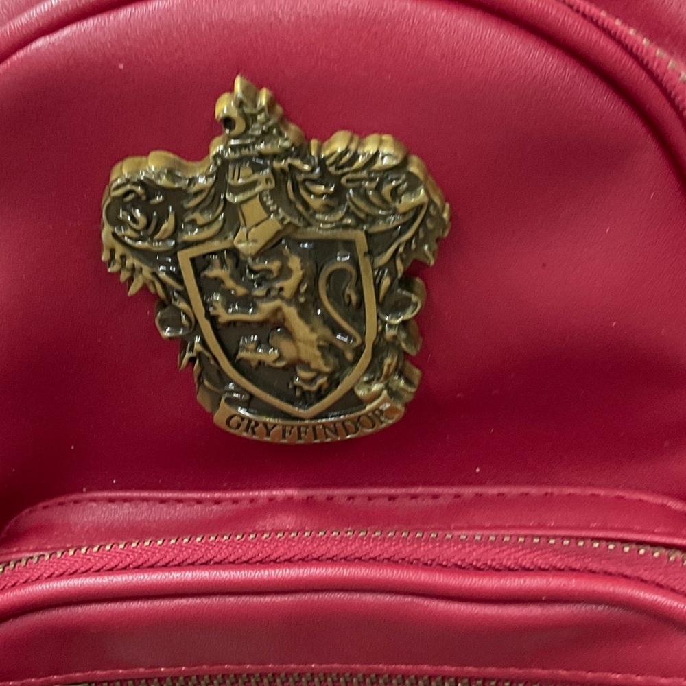 Elegant Red Backpack with Pom Pom Charm - Picture 2 of 4
